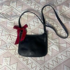 Coach 9134 Vintage black leather shoulder purse